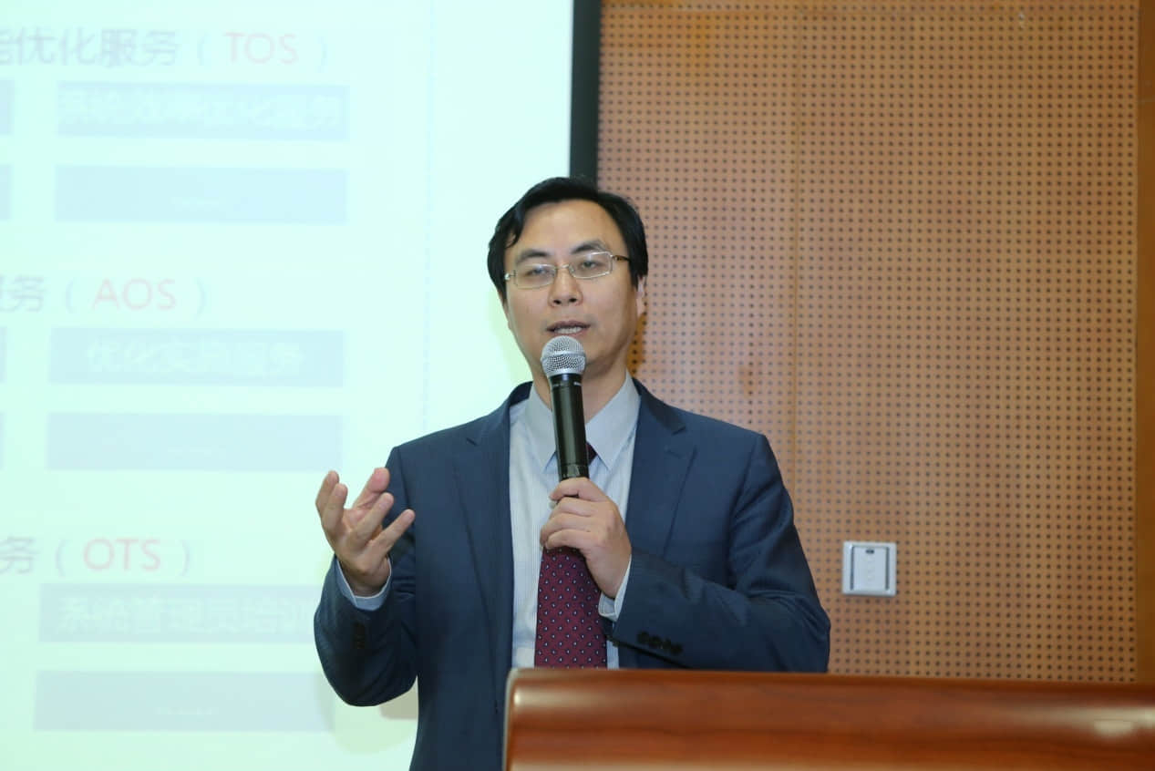 用友U8+相伴客户进入“软件和云服务”新时代